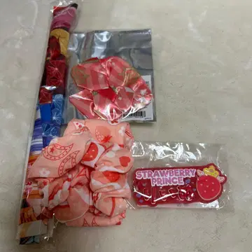 리이나 군 러버 참, 스크런치, 스토푸리 태피스트리