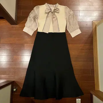 저스길리티 리본 롱 원피스