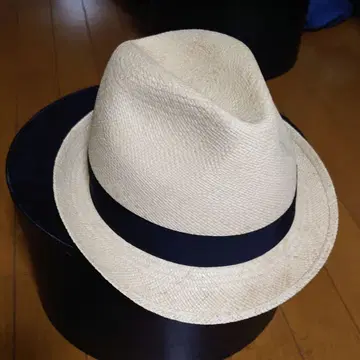 볼사리노 울프즈 헤드 파나마 햇