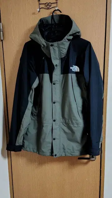 THE NORTH FACE 마운틴 라이트 자켓 XL 번트 올리브