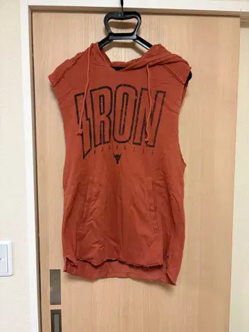 언더아머 후드 부착 슬리브리스 LG 프로젝트 락