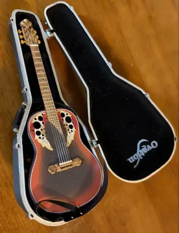 1/8 스케일 공식 피규어 오베이션 기타 피규어