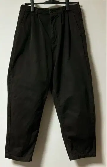 SETTO 테이퍼드 팬츠 (차콜)