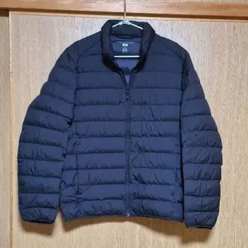 유니클로 울트라 라이트 다운 블랙 자켓 M 사이즈