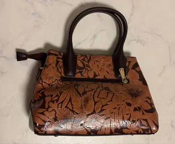 여성용 핸드백 숄더백 엠보 고급스러움 브라운