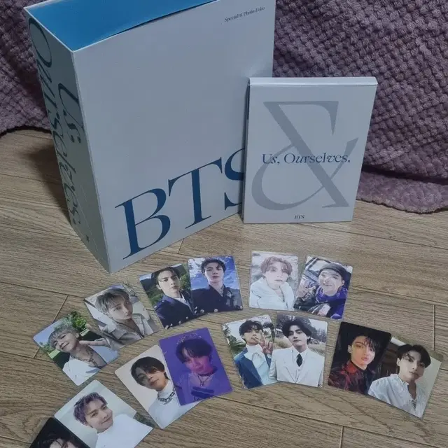 BTS 급처 ) 화보 전권 + 포카 포함 일괄 세트