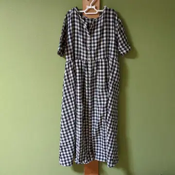 체크 무늬 반팔 롱 원피스