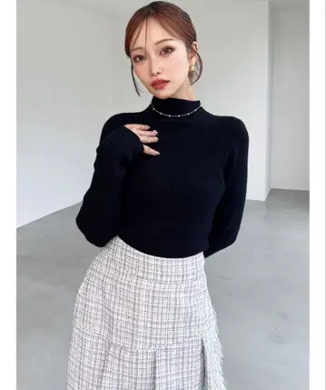 리젝시 하이넥 베이직 니트탑 택 포함 미사용 새상품 블랙