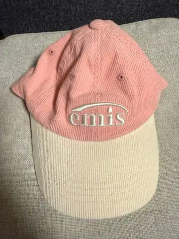 emis 코듀로이 캡