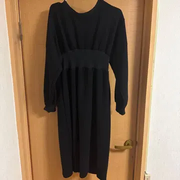 블랙 니트 롱 원피스 긴팔