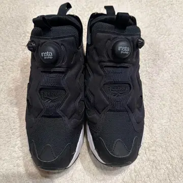 리복 인스타펌프 블랙