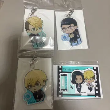 도쿄 리벤저스 마츠노 치후유 바지 케이스케 굿즈 모음