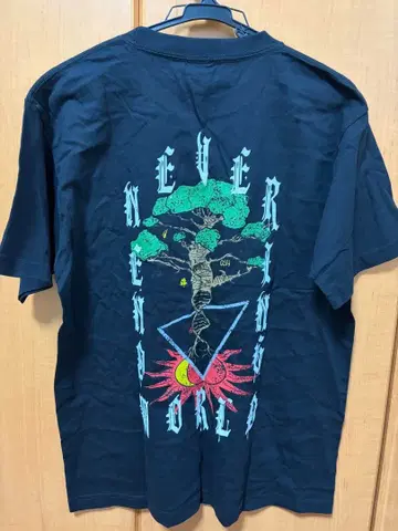 UVERworld 티셔츠 NEVER ENDING WORLD L 사이즈