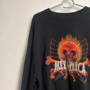 METALLICA 메탈리카 스컬 맨투맨 트레이닝복 M 사이즈