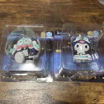 산리오 Holiday 피규어 2세트