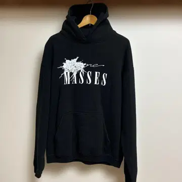MASSES 후드티