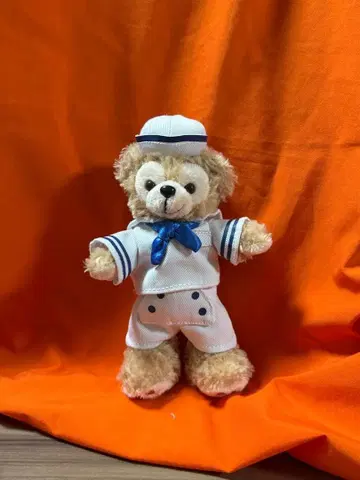 [ 새상품급 ] 더피 인형 배지 세일러 코스튬