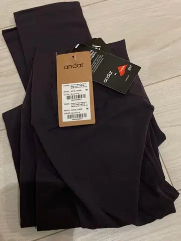 새상품 안다르 속기모 레깅스 M 블루베리