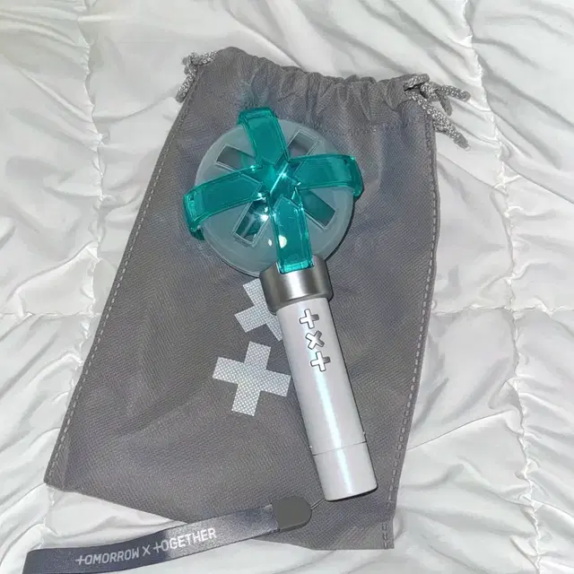 [ 투모로우바이투게더 |  TXT ] 공식 응원봉 ver.2 판매