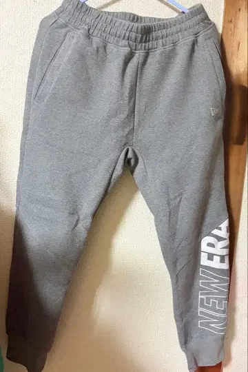 NEW ERA 스웨트 팬츠 그레이