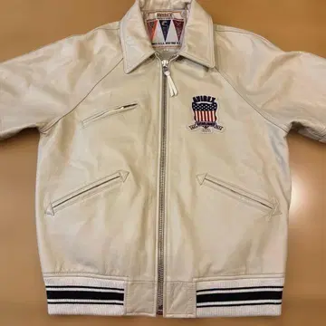AVIREX 가죽 자켓 L 사이즈 아이보리