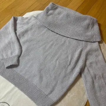 스트로베리 필드 은은한 라메 니트 퍼플