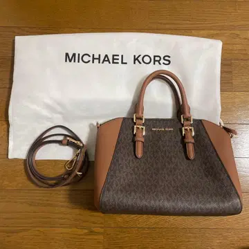 MICHEAL KORS 백