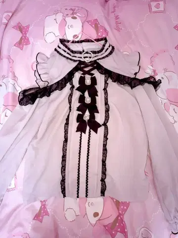 LIZLISA 초커 블라우스