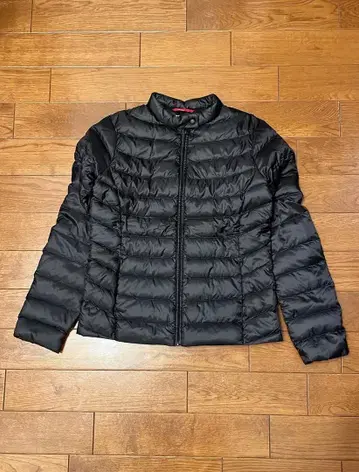 유니클로 이네스 드 라 프레상주 콜라보 울트라 라이트 다운 블랙