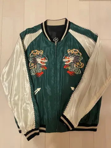 AVIREX TAILOR TOYO 스카잔 XL 사이즈 그린 블랙