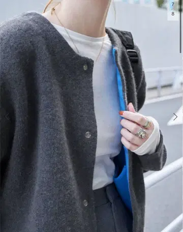 B.C STOCK 2층 스무스 편직 블루종