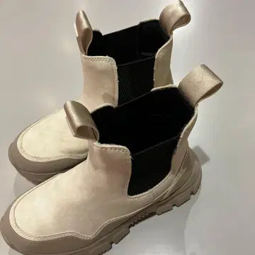 샤카 아이보리 부츠