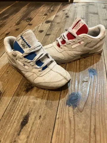 Reebok 켄드릭 라마 콜라보 스니커즈