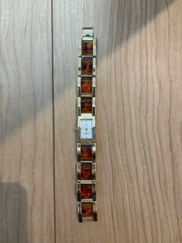 정크제품 여성용 골드 토터스쉘 시계