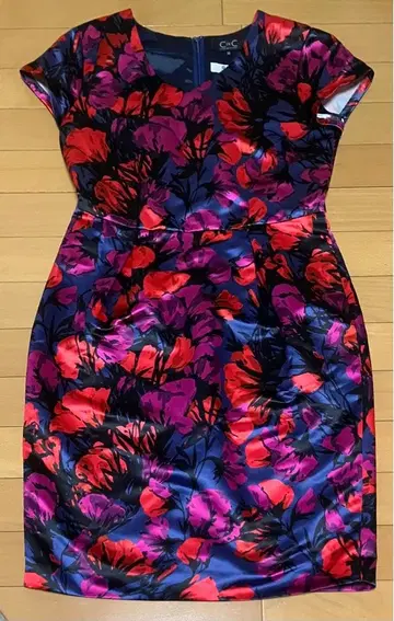 COUP DE CHANCE 꽃무늬 무릎 기장 원피스 38