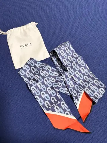 훌라 FURLA 스카프 반두 실크