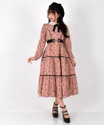 axes femme kawaii 플로라 원피스 로즈 화이트