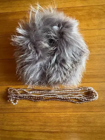 그레이 퍼 머플러 비즈 목걸이 포함