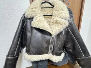 MURUA 무스탕 자켓