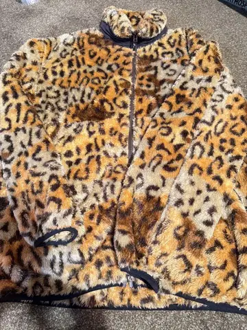 JOHNBULL 레오파드 무늬 플리스 자켓 L 사이즈
