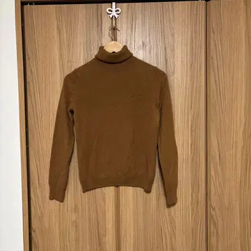 UNIQLO 캐시미어 터틀넥 스웨터 M 카멜 브라운