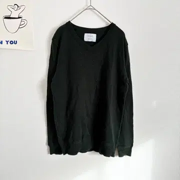 스튜디오스 V넥 니트 스웨터 심플 무지 캐주얼 스테디셀러