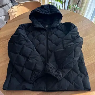 UNIQLO 퍼프 테크 후드티 블랙