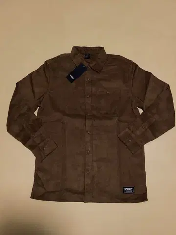 새상품 오클리 ( M ) Cabin Button Down Corduroy