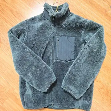 새상품급 UNIQLO 방풍 플리스 자켓 M 사이즈 그레이