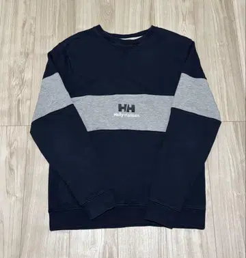 헬리 한센 네이비 그레이 맨투맨