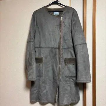 베이지 무스탕 코트 집업