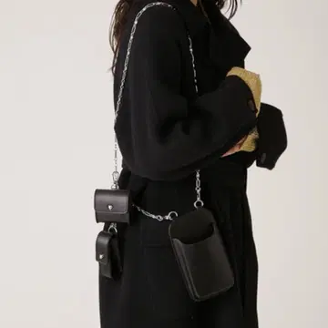 릴리 브라운 로고 멀티웨이 숄더백 스마트폰 숄더 블랙