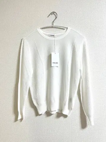 [PINORE] 택 포함 미사용 새상품 화이트 스웨터 상의
