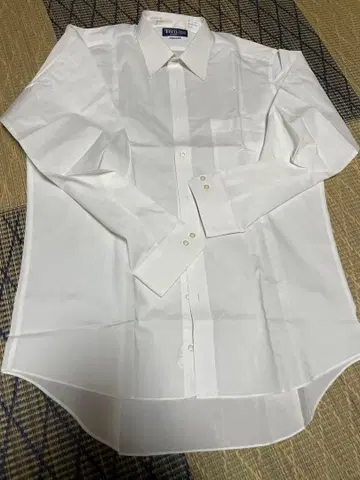 [거의 미사용] [전시품] 화이트 긴팔 셔츠 남성용 상의
